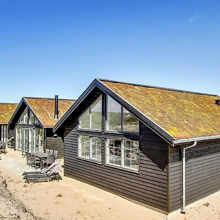 Casa de Férias Pet Friendly In Henne With Sauna