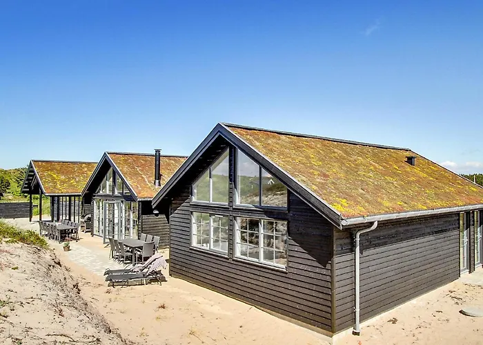 בית נופש Pet Friendly In Henne With Sauna