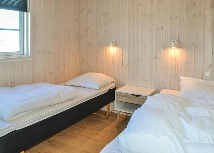 Pet Friendly In Henne With Sauna * האנה סטרנד